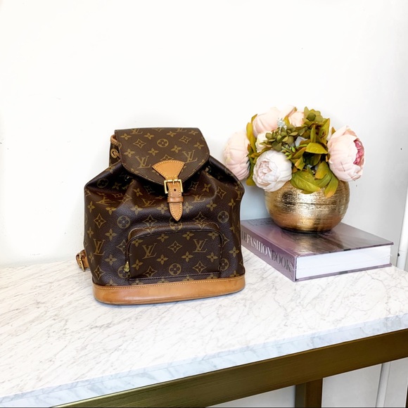 Louis Vuitton Handbags - Louis Vuitton Montsouris MM